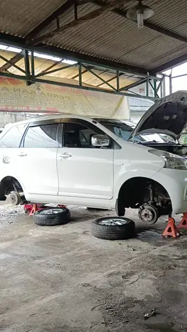 Lagi Service Mobil  #mentahan #status #statuswhatsapp 
