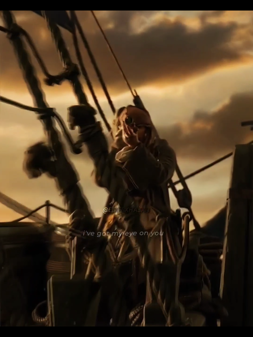 i've got my eye on you #elizabethswann  #karayipkorsanları #kaptanjacksparrow #piratesofthecaribbean 