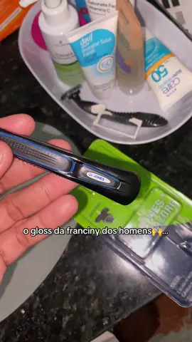 ah, os dias de glória, finalmente os dias de glória… #drjones #shaver #barber @Dr. JONES 