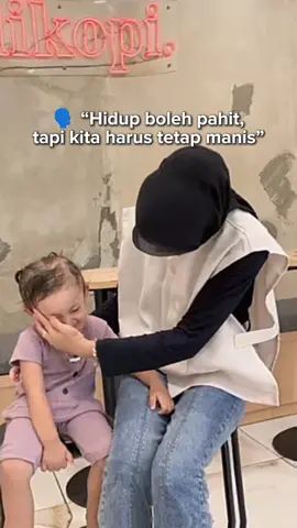 harus dong yadekyaa🤭😘sehat terus ya sayang cantiknya mama cintanya mama❤️#babylove #fypシ #fypage #candu 