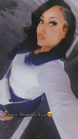 😍😍😍🥰 #boymom #fineshyt #prettyprivilege #hisfavorite #summervibes #mood #fyp #explore 