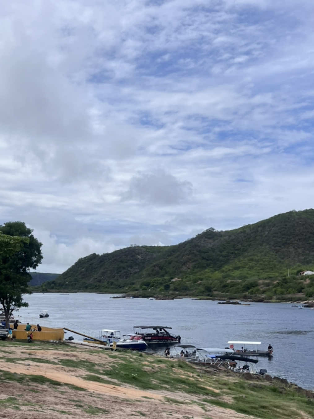 Vlog dia 2 #piranhas #viagem 