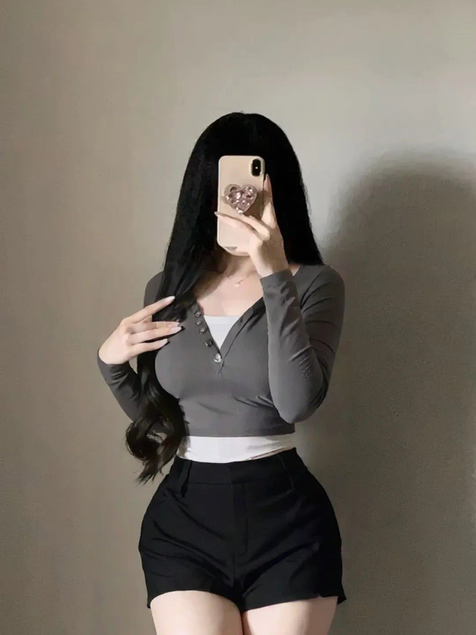 #longsleeve #mixandmatch #outfitinspo #outfitideas #TikTokFashion 