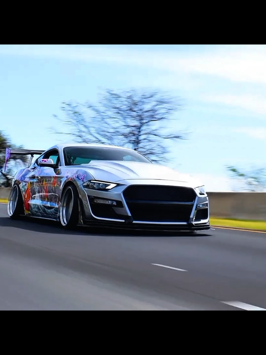 quieren que siga haciendo ediciónes así o ya le cambio den opiniones #Edit #carlover #cartiktok #carcommunity #carhub #caredit #mustang #fordmustang #musclecar 