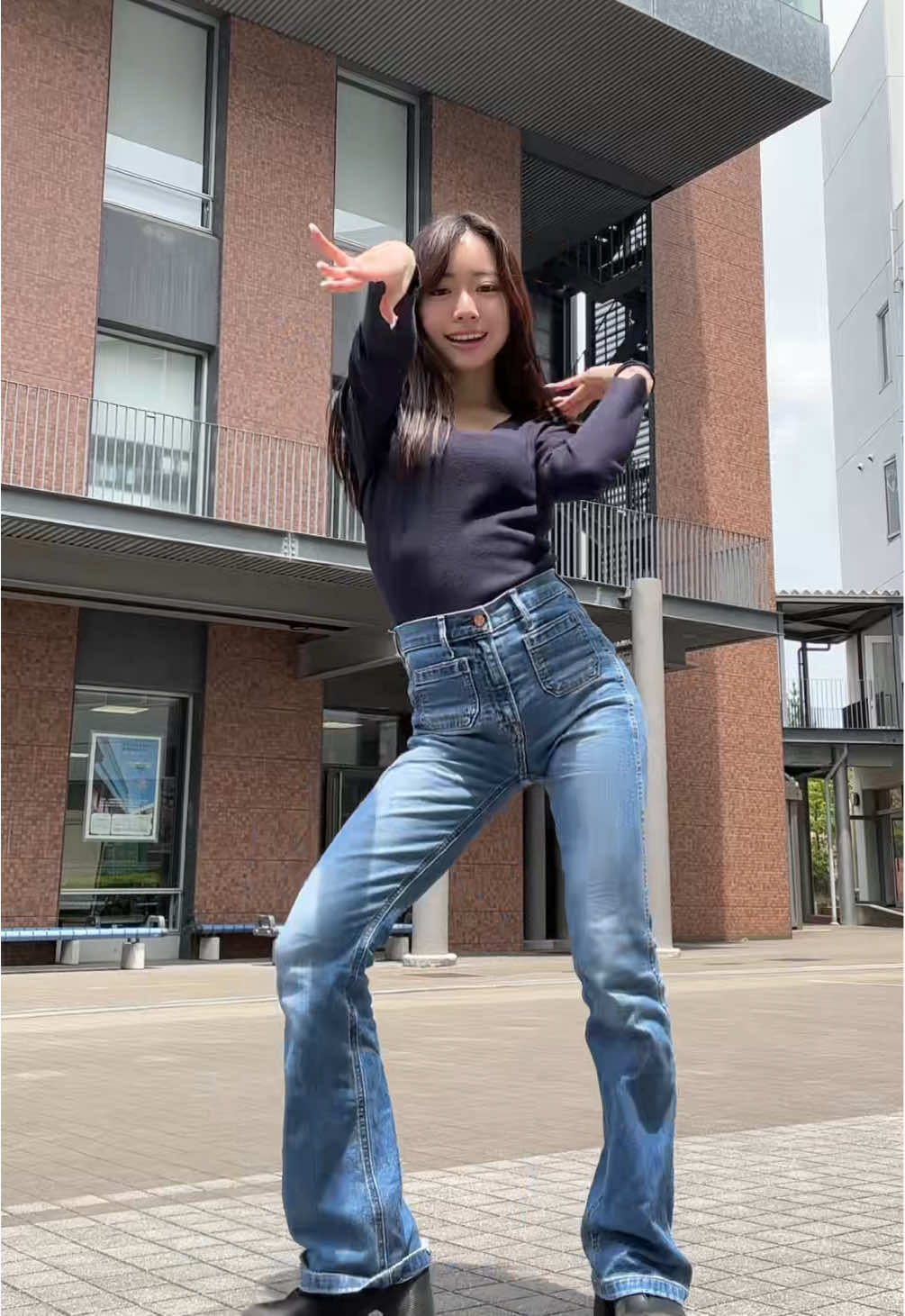 空きコマひますぎて踊ってみた。5分クオリティゆるして😓 #HANA #ROSE #ノノガ #ちゃんみな #ダンス 