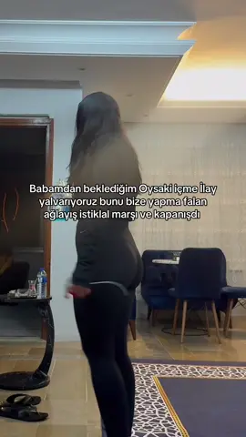 İlay şirinler köyünde ben şirine :( 