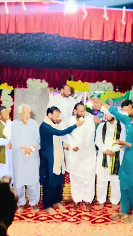 #kashmiyrait😘😘😘 #sardarammankashmiri #rajahafeezbaberfans❤❤❤ #foryoupage #tranding #kashmiriyat_zindabad #standwithkashmir @Sardar Amman Khan 