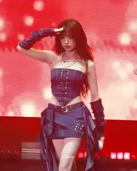 Dangerous Woman🔥 #ahyeon #아현 #jungahyeon #ahyeonbabymonster #babymonster #kpopfypシ #fypシ゚ #babymonster_in_singapore 