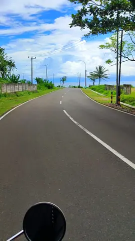 📍jalan arah ke pantai batu hideung  #batuhideungbeach #beach  #pandeglangbanten #batuhidengtjlesung  #tanjunglesung #pandeglang #banten 