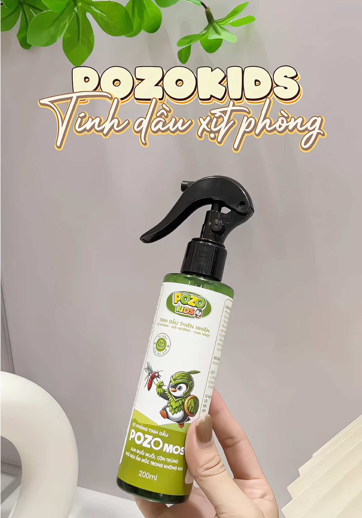 Xịt phòng tinh dầu thiên nhiên PozoKids, nhà thơm và đuổi muỗi đuổi côn trùng hiệu quả, an toàn cho bé #pozokids #tinhdau #xitphong #tinhdauxitphong #tinhdauduoimuoi #nhasach #momlife #nhasachmoingay 
