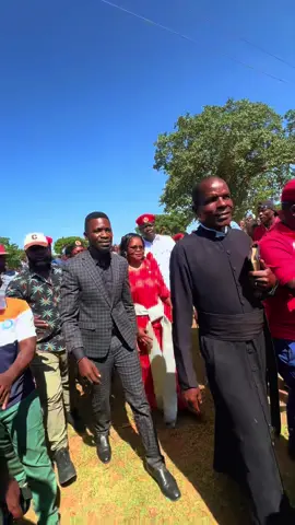 Mr President Bobi wine has arrived in Bugweri for Hon Mercy Walukamba’s thanksgiving