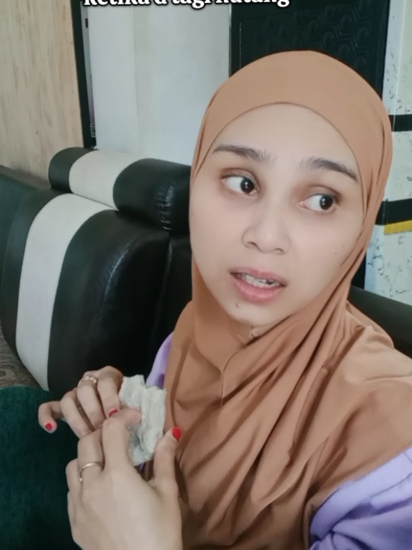 ketika d tagih hutang#sekedarhiburanya #kontenlucu #trending #viral #fyp 