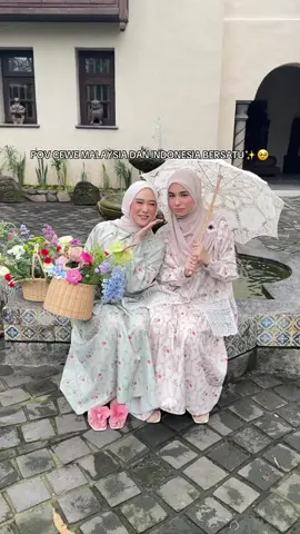 finally ketemu my siiis!!!:')))) @PUTERIRANIAA mau ngucapin makasi ke @Haidee & Orlin Official yang uda bawa my girl ke indo!!!!!!:')))