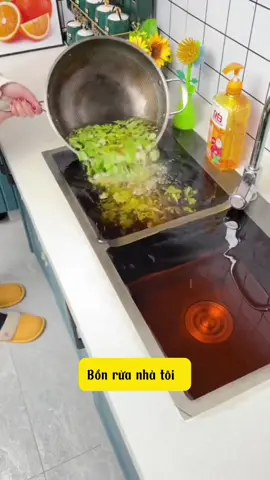 Chiếc rổ lọc nước giúp bạn không lo bồn rửa bị tắt nữa #giadungthongminh #giadungtienich #giadung 