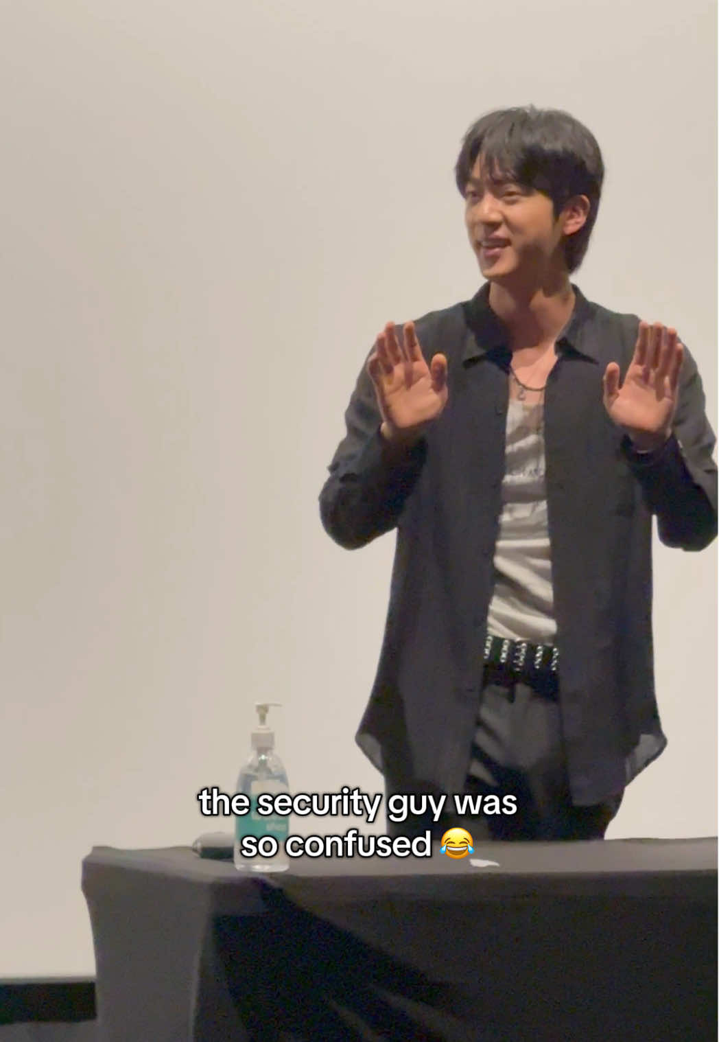 all of us shouting ME!!!! @BTS #jin #kimseokjin #hiseokjin #진 #김석진 #하이석진 #방탄소년단 
