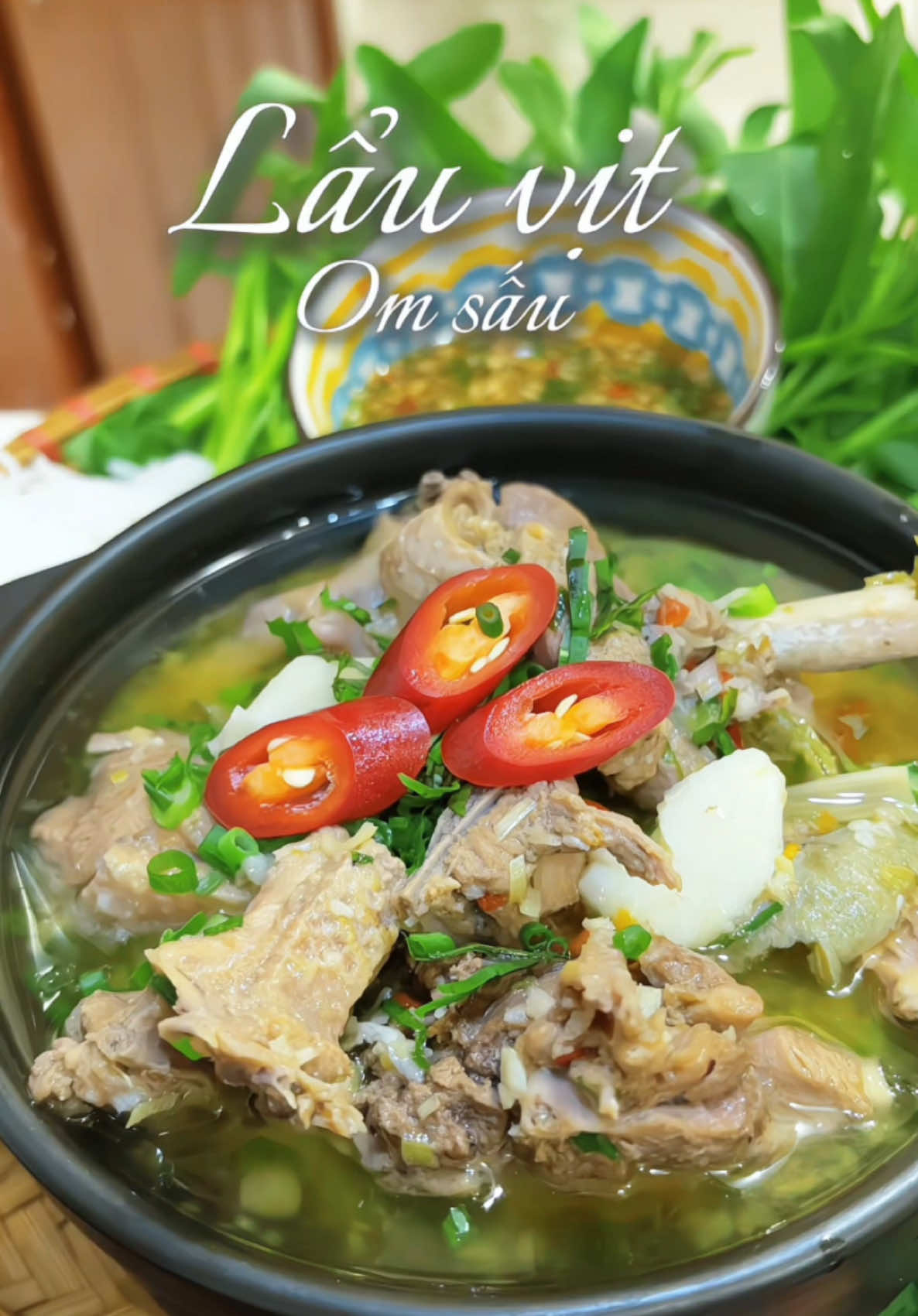 Hà nóng nực làm lẩu vịt om sấu cho crush xong crush tự dưng thành chồng lun! 😝😝😝 #lauvitomsau #vitomsau #cooking #nauan #nauancungtiktok #monngonmoingay #comnha #venhaancom 