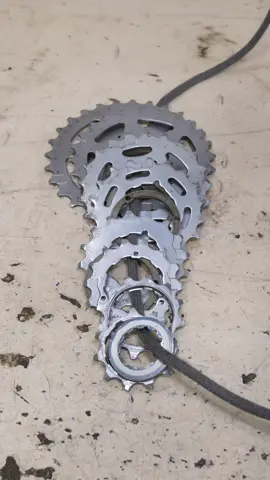 Building a cassette like it’s LEGO.  Check out all my bike restoration videos on my YouTube channel (link in bio) #mtb #vintagebike #retrobike #90smtb #bikebuild #bikeservice #bikerestoration #bikerepair #restoration #bikemaintenance