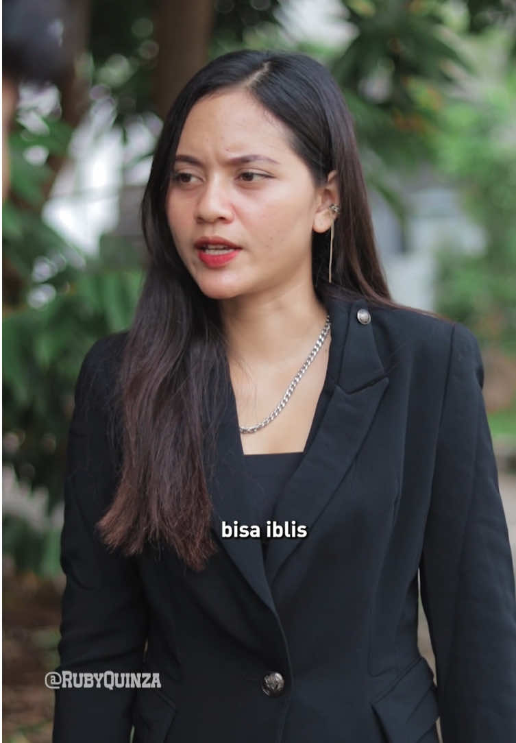Bos ini aslinya gembel? @Selfietime Shorts  #SerialTikTok #TikTokTainment #TikTokSeries #TikTokSeriesFuture #drama #rubyquinza #suneedaycreative #dramatiktok #viraltiktok #kehidupan #kantor #kerja #bos #investasi #uang #kaya #harta #perusahaan 
