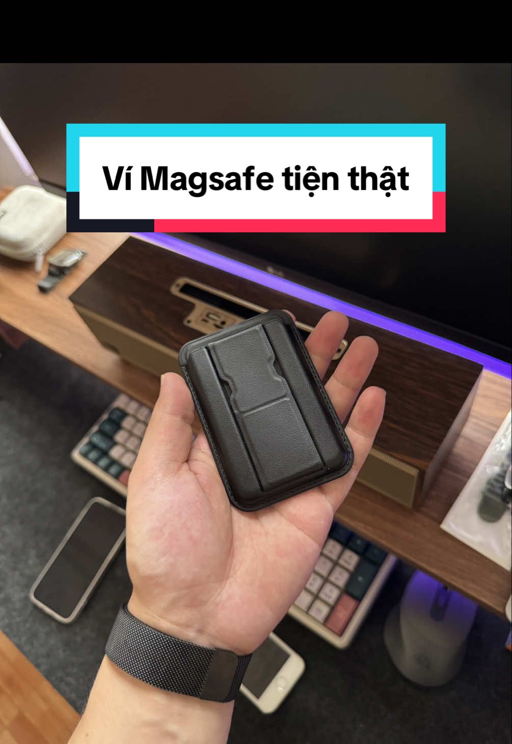 Máy nhỏ, ví nhỏ . Combo không có gì để cá chê các bác ạ #xuhuongtiktok #smartphone 
