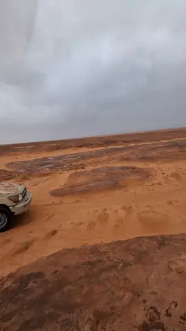 ‏الظروف المُحيطة بالإنسان وحدها مَن تصنع أفعاله 🖤 !