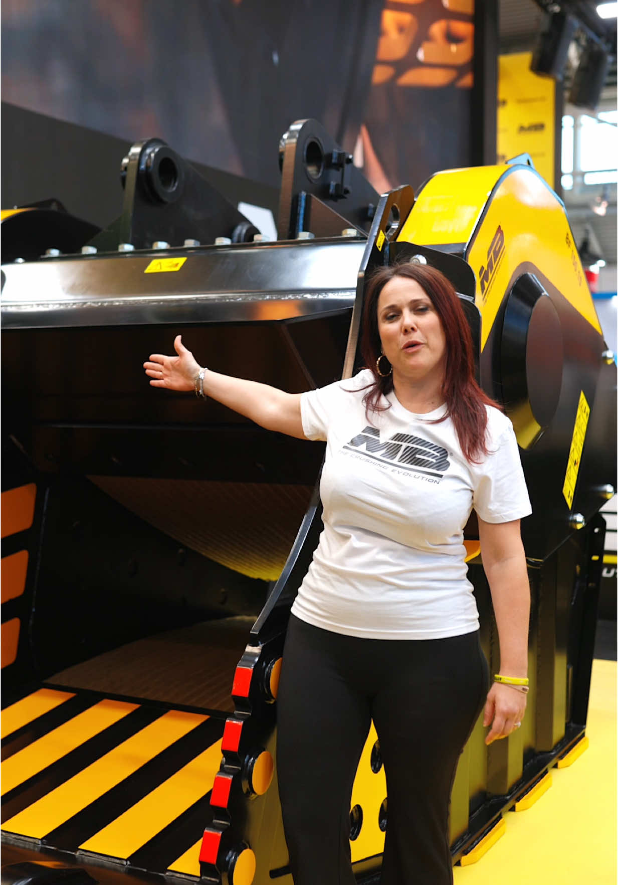 Did you know you can get a crusher bucket for a 70 tonne class excavator? Read the story on MB Crusher’s latest offerings presented at Bauma 2025 in the latest issue of the magazine 