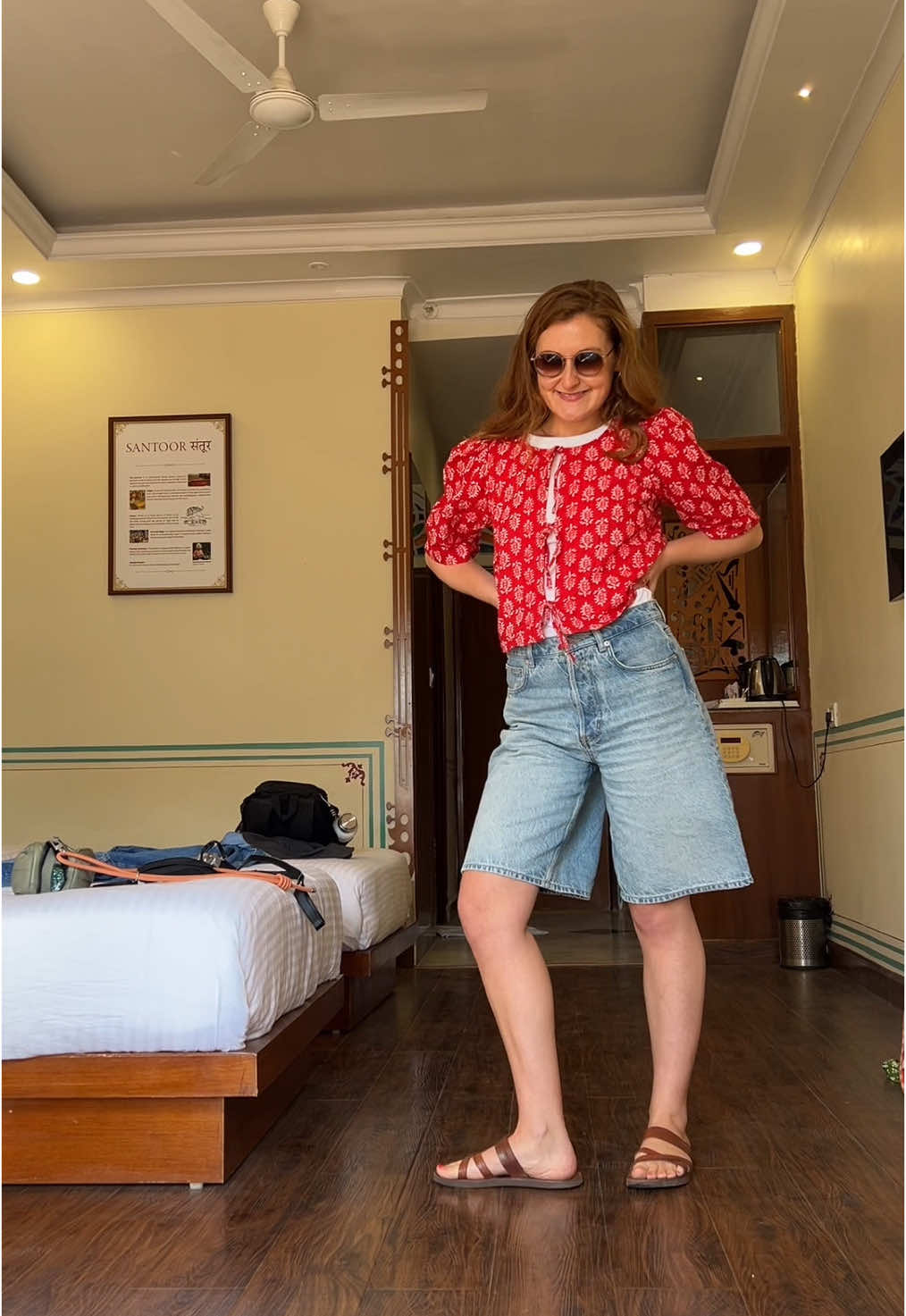 can confirm these shoes have ZERO grip 🫠 #travelindia #outfitoftheday #travelfashion #udaipur  