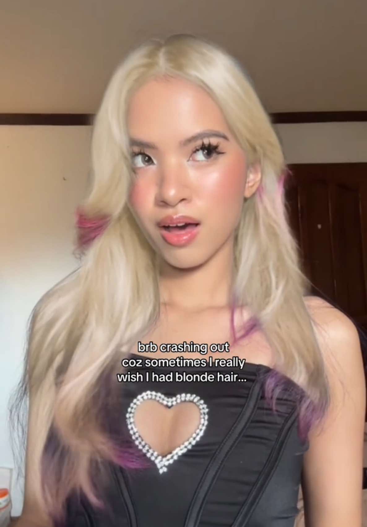ok this filter.. blonde hair + pink tips?! In another life I’m a blondie 😔✊🏼 ahhsha tough luck brb just gonna bleach it all again ig jk #fypシ #blonde #crashout 