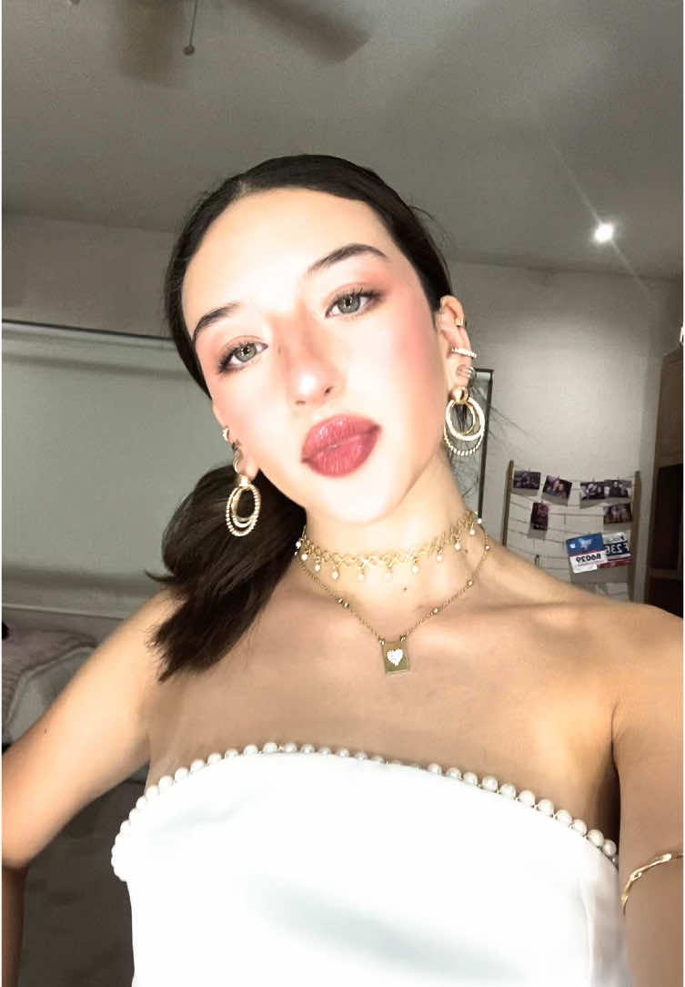 🤍 ❤️
