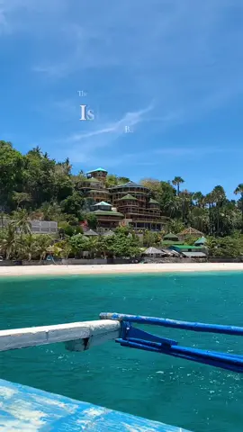 Lost in the beauty of Isla Verde 🍃 (This video was captured last holyweek) #fyp #fypシ #bestoftiktokph #travel #traveltiktok #nature #relax #trending #beach 
