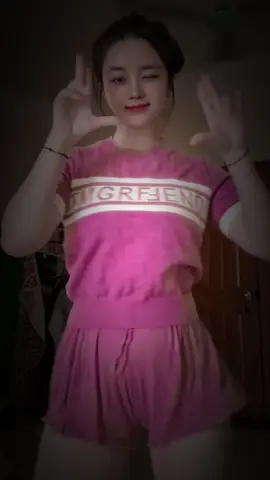 I🩷PINK
