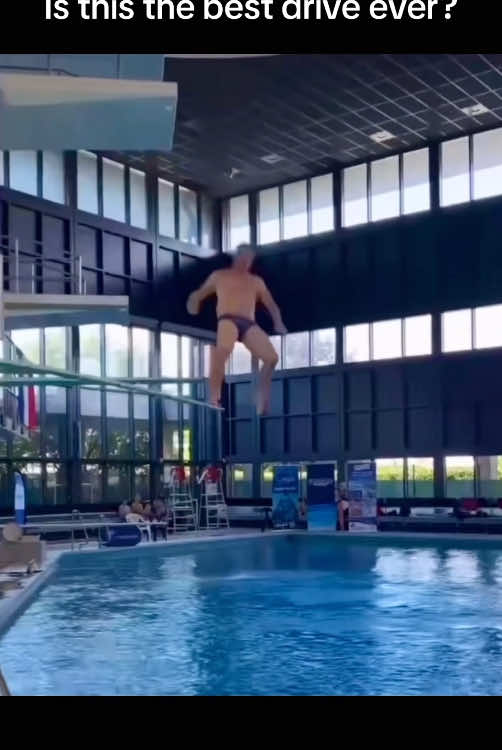 Failed falling water 🤣🤣#funny #fails #funnyvideos #fyp #foryou #omg #haha #fun #usa 