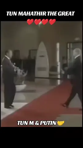 biar video berbicara..ok tu je nak ckp..jangan ada yang panas yew tapi mesti ada punya..ada aku kisah..ko nak panas ko punya pasal🤣🤣  #fyppppppppppppppppppppppp  #fypシ゚  #tunmahathir  #perjuangan  #belum  #selesai 