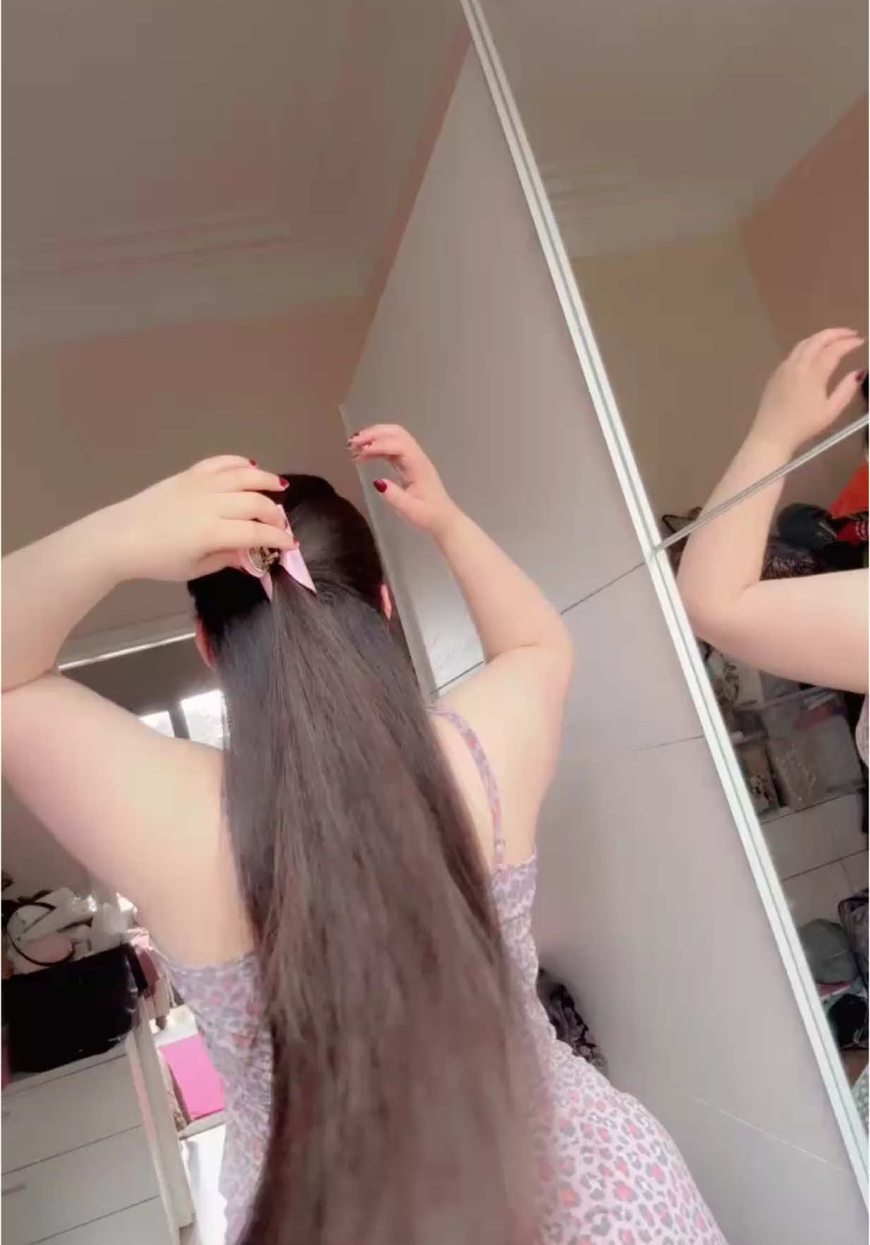 Des attitudes de baddies vraiment😈 @Aya Nakamura ❤️👌 #pourtoii #fyp #foru #foryoupage❤️❤️ #foruyou #❤️ #uk #forupage #foryouu #kurdish #kurdishgirl #bad #baddie #kurdistan #💋 #dancer #dancechallenge #hair #hairstyle #hairtok #haircut #london #belgium #hawler #slemani #ranya #kalar #zaxo #kerkuk #kurd #body 