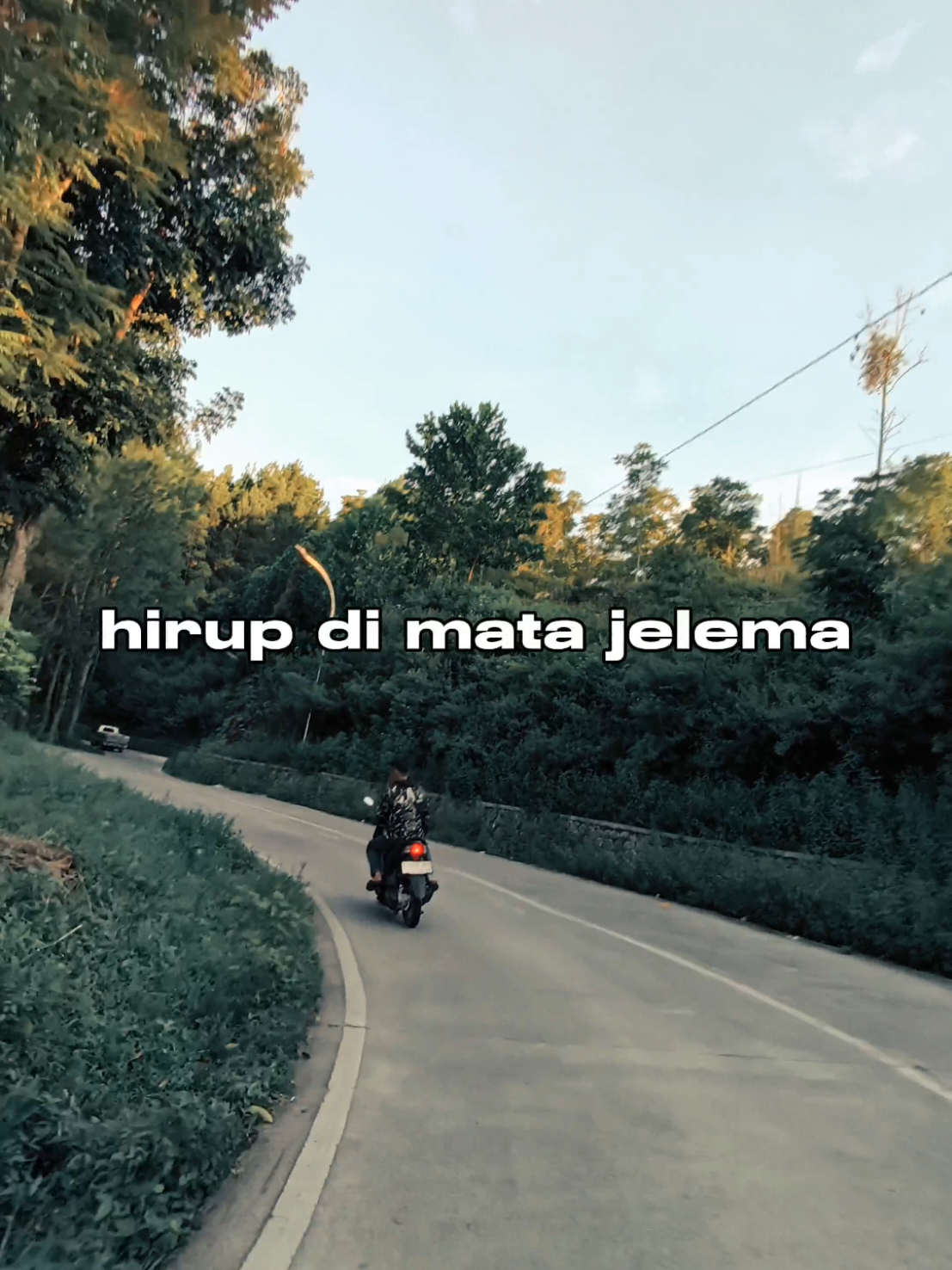 enjoy your life#CapCut @windialda #storysunda #anwar_story25 