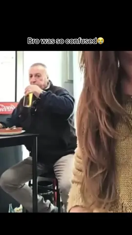 Let me knooowww🥰🥰 #bro #grandpa #prank #confused #funny #pub #lol #girl #tiktok #beer #men #man #boys #lol #meme #haha #laugh #comment #teamworkmakesthedreamwork 