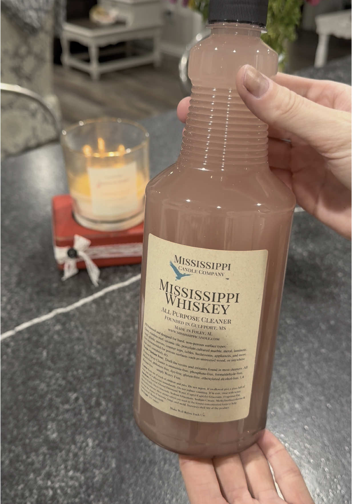 Toxic free cleaner for all surfaces #CleanTok #allpurposecleaner #contentcreator #roadto10k #wifey #nontoxicliving 