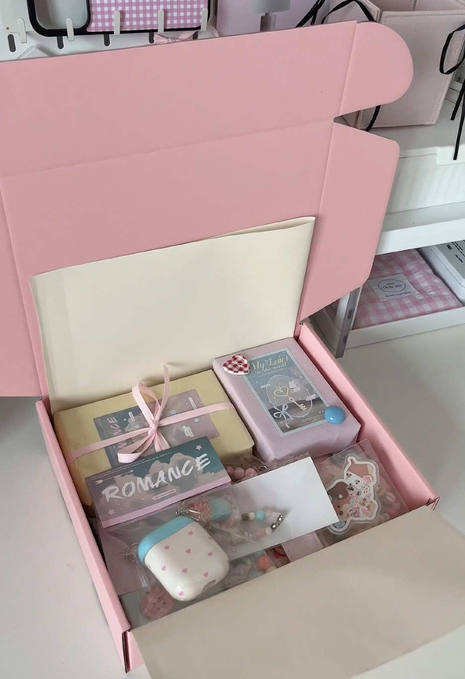 ASMR iPhone 14 Pro cleaning and gift box packaging #packing #packingorders #asmr #iphone #iphonegiftbox #packingasmr #phonecase #asmrsounds 
