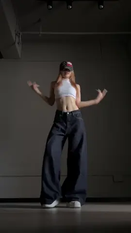 Dance with a sense of atmosphere#fpy #fpyシ #dance #jazz #xh #hiphop 