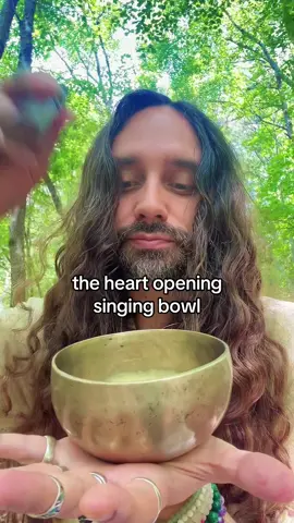 the sound that cracks your heart wide open this singing bowl is tuned to the resonant frequency of the heart chakra, and when it is played, it instantly dissolves blockages in your heart and allows you to feel and express a greater depth of love. but don’t take my word for it, see how you feel after listening! :) #singingbowl #heartchakra #heartopening #reiki 