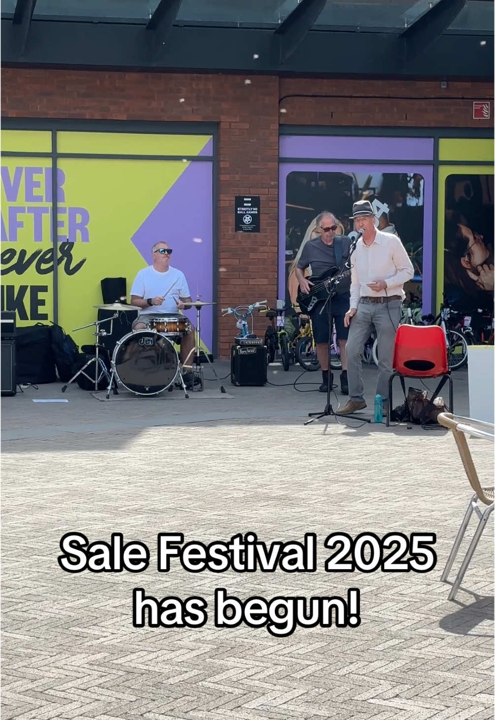 SALE FESTIVAL 2025 has arrived! And this year’s programme is bigger and more family-friendly than ever. The festival launched today with entertainment from Bridgewater Blues Band and Sale Brass Band.  ✨ WHAT TO EXPECT  A packed schedule from May to July, with many activities free and low-cost, from hands-on workshops to live performances and community celebrations. Whether you’re into baking, music, theatre or pirates (yes, really), this year’s festival has something for all ages.