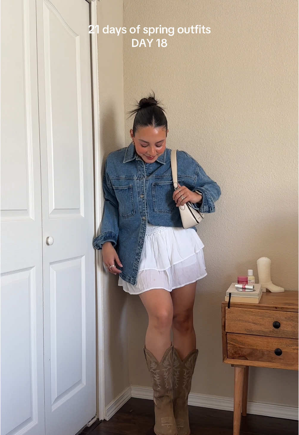 styling western boots🤍👢 #outfitideas #outfitinspo #outfits #OOTD #fashioninspo #style #spring #springfashion #springoutfit #springfit #springstyle #springtrends #springoutfits #skort #westernfashion #westernboots #cowgirlboots #fyp  
