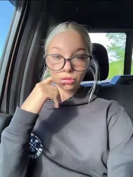sleep with one eye open… #fyp #blonde #foryoupage #facecard #viral 