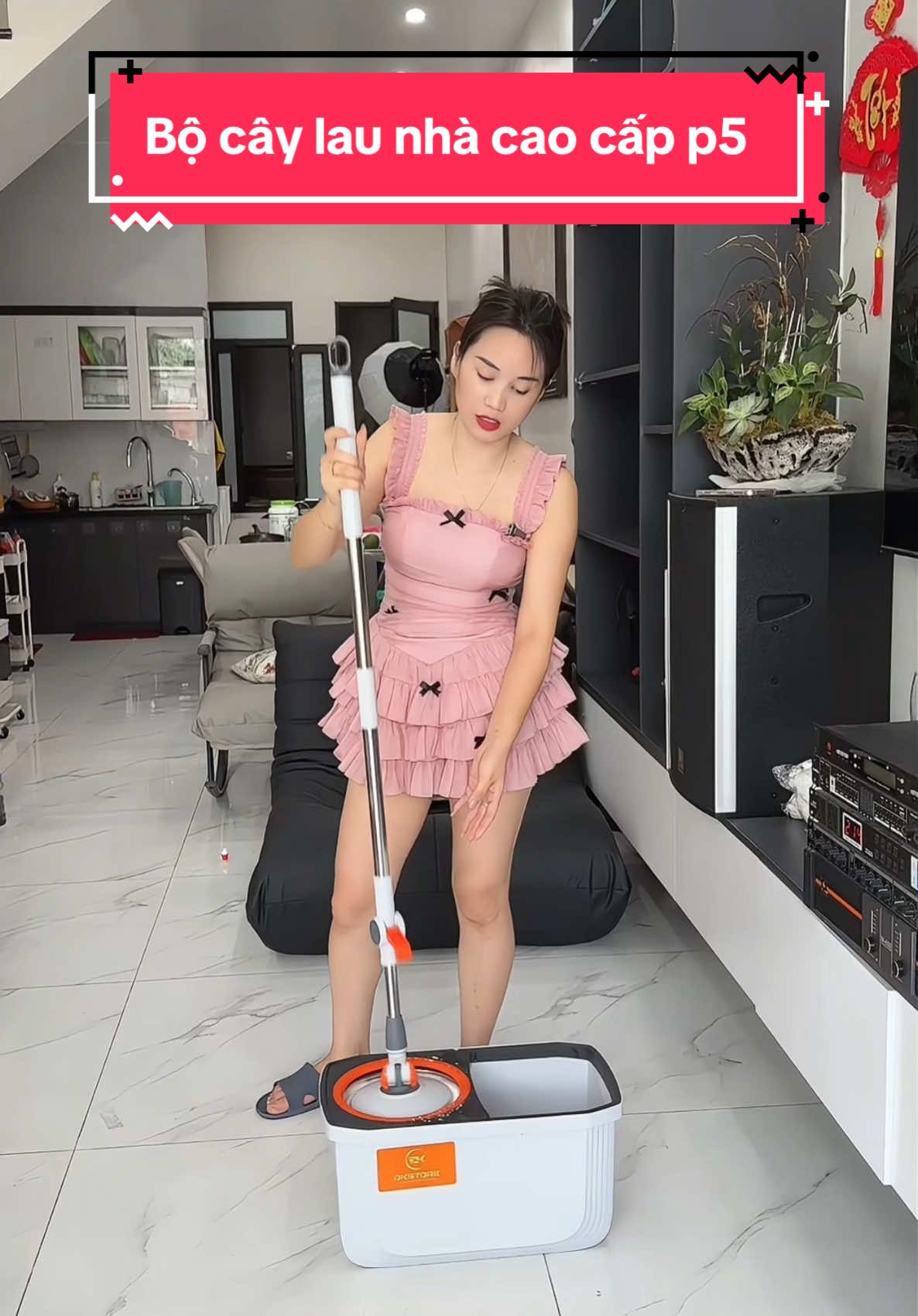 Lau nhà sạch sẽ, đơn giản và dễ dàng với bộ cây lau nhà cao cấp này , tuy nhiên giá lại đang sale nhé các bác #xuhuong #hangmen96 #bocaylaunhathongminh #bocaylaunha #bocaylaunhatuvat 