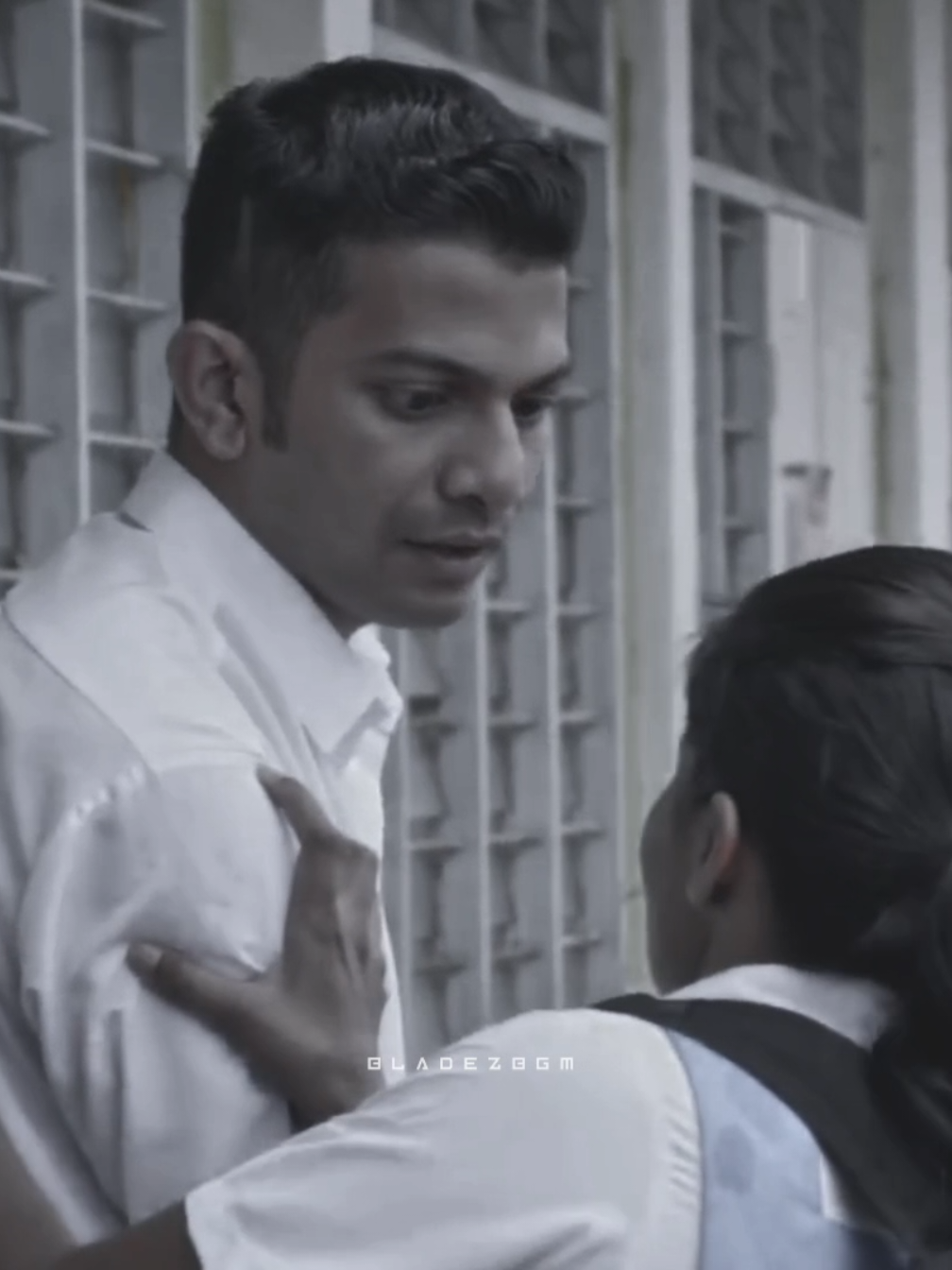 Venpa💗 #tamilsongsstatus #tamillovestatus #whatsappstatus #tamillovesong #tamilwhatsappstatus #tamillove #tamilsong #venpa #orumuraithankadhalipen #orumurai #highschoollove #malaysianlovesong #malaysiantamilsong #thevaguru #varmmanelangkovan 