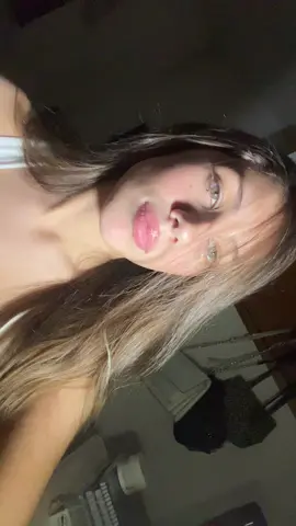 me matan tus ojos y tus tatuajes 