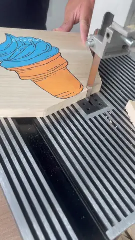 #woodcarving #satisfying #asmr #woodworking #DIY 