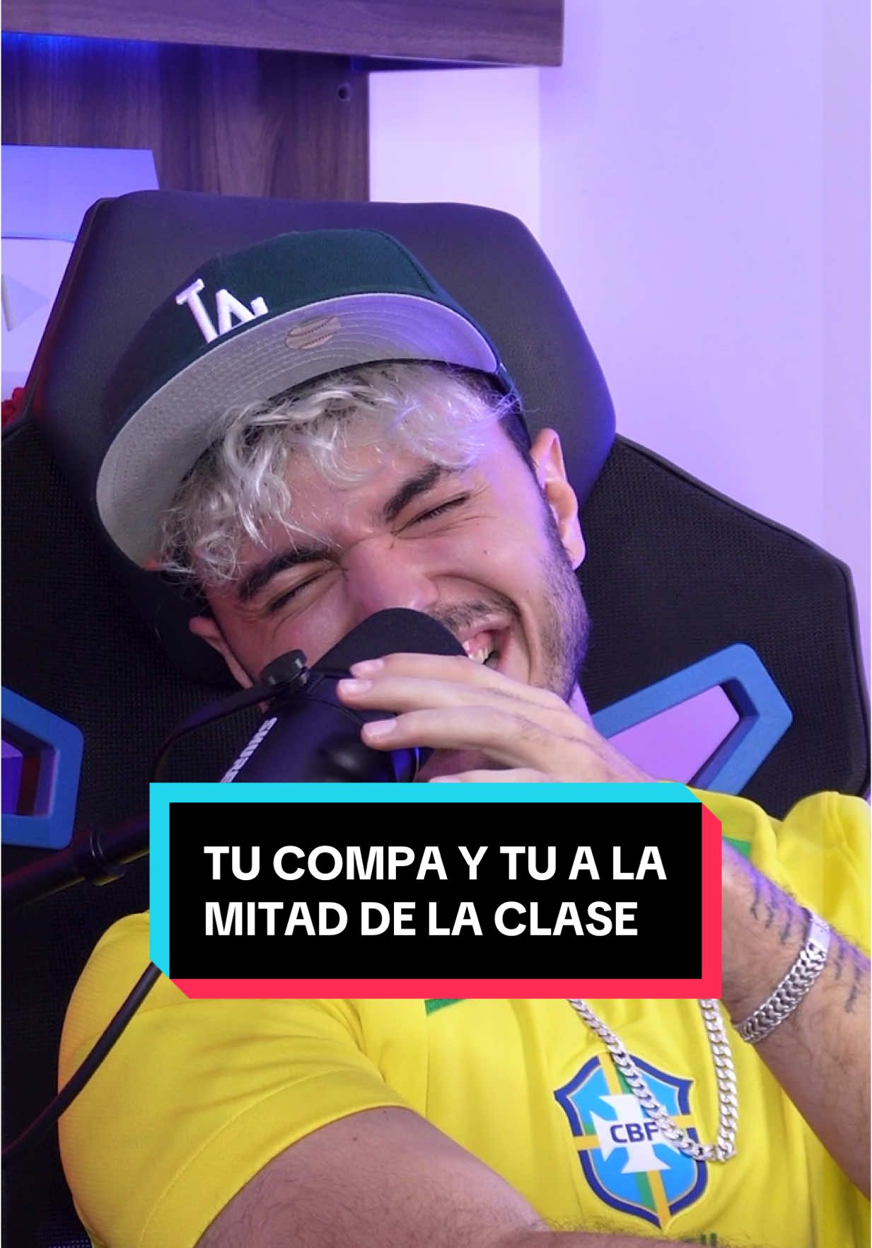 Ep 117| Esos ataques de risa en la parte de atrás del salón 🤣 #podcast #comedia 