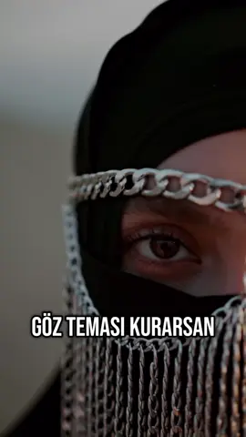 Göz Teması Karşısında İnsanlar 