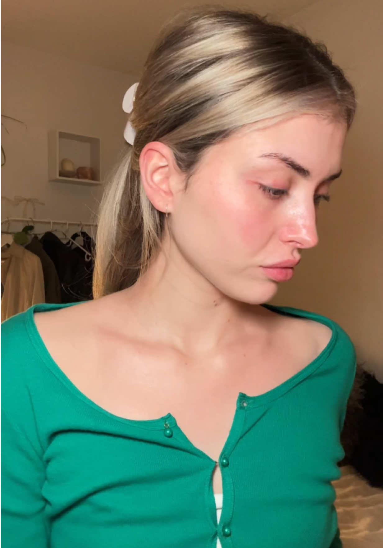 Was ich damit meine, dass ich auf deutsch chaotischer bin : #fürdich #grwm #skincare #nightroutine 