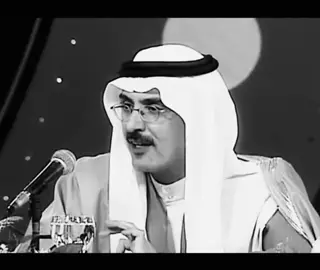 يشهد الله إني أحبك  ‏لين ضاقت ضلوعي وصوتي ‏وصاحت عيوني من الوجع ‏والحب يوجع والطمع قاتل ‏أبيك العمر كله هالقليل الراحل ‏ويشهد الله إني أحبك .. #بدر_بن_عبدالمحسن#like#explor 